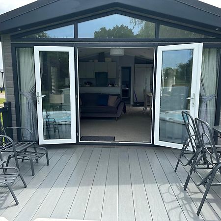 Orchard View Lodge Вудхолл Спа Экстерьер фото
